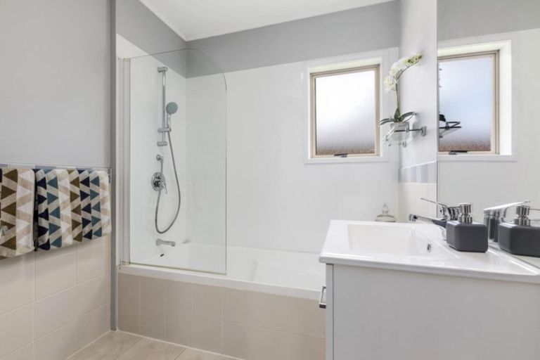 Photo of property in Diamond Sands, 11/644 Grenada Street, Papamoa Beach, Papamoa, 3118