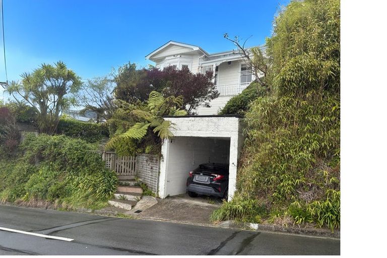 Photo of property in 43 Connaught Terrace, Brooklyn, Wellington, 6021