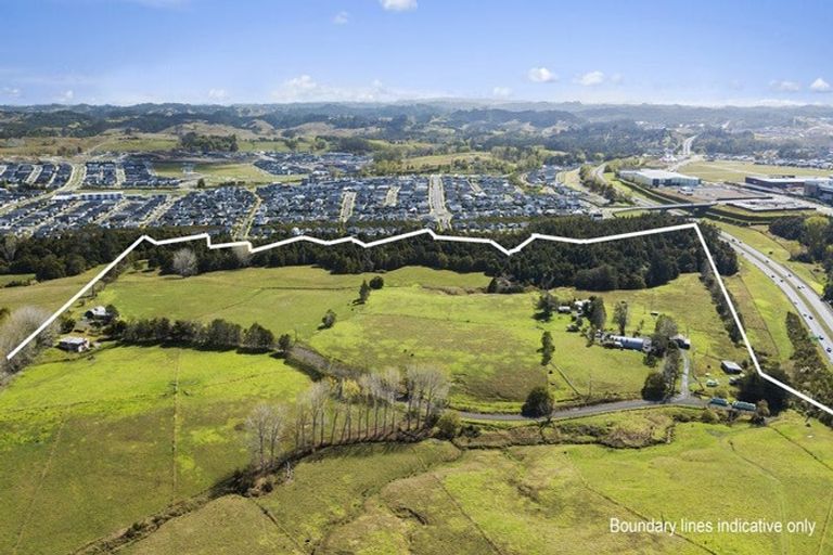 Photo of property in 46 Old Pine Valley Road, Dairy Flat, Silverdale, 0992