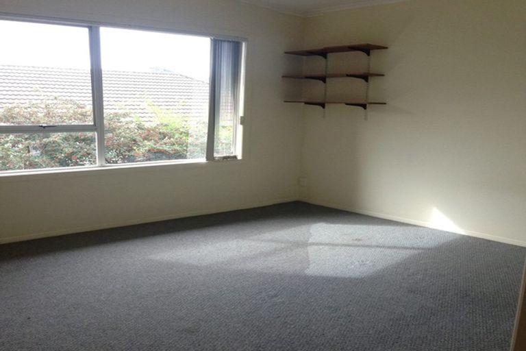 Photo of property in 421 Don Buck Road, Massey, Auckland, 0614