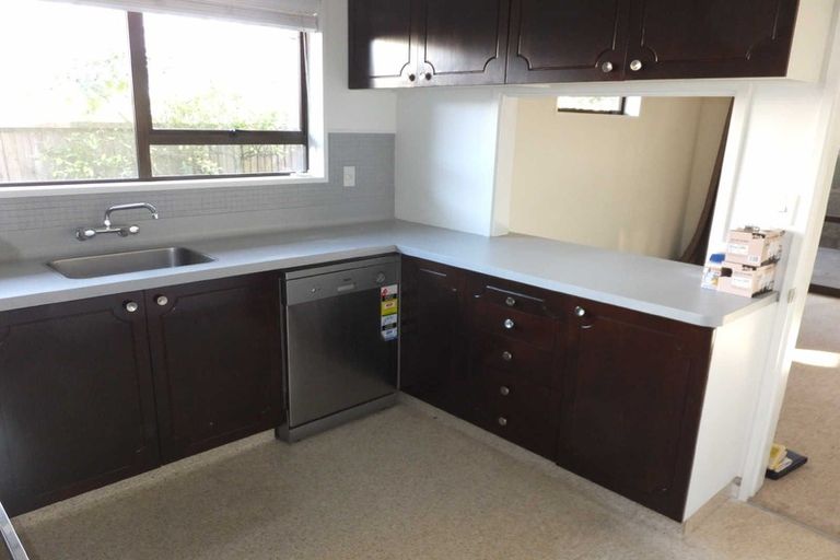 Photo of property in 10 Rembrandt Place, Burnside, Christchurch, 8053
