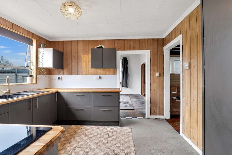 Photo of property in 14 London Street, Aramoho, Whanganui, 4500