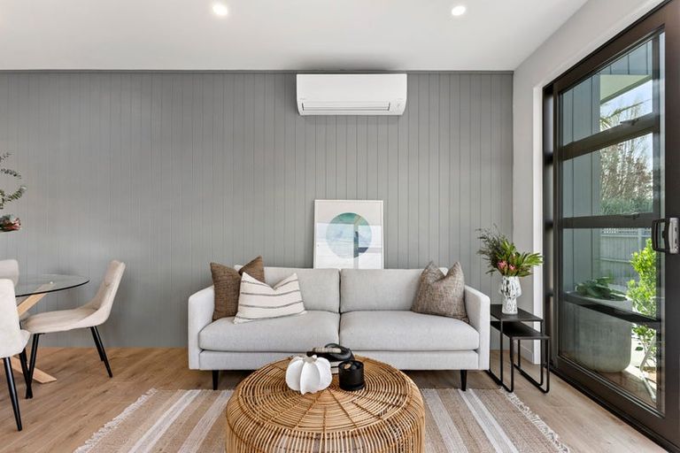 Photo of property in 3 Trafalgar Road, Milford, Auckland, 0620