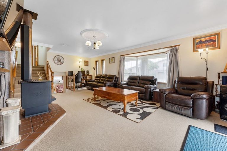 Photo of property in 2 Cassandra Street, Stratford, 4332