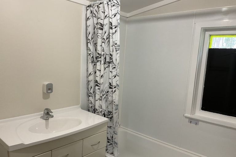 Photo of property in 3132 Kaipara Coast Highway, Glorit, Warkworth, 0984