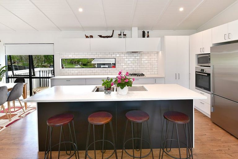 Photo of property in 4 Serene Place, Gulf Harbour, Whangaparaoa, 0930