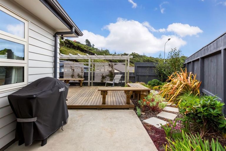 Photo of property in 3 Spritsail Place, Whitby, Porirua, 5024
