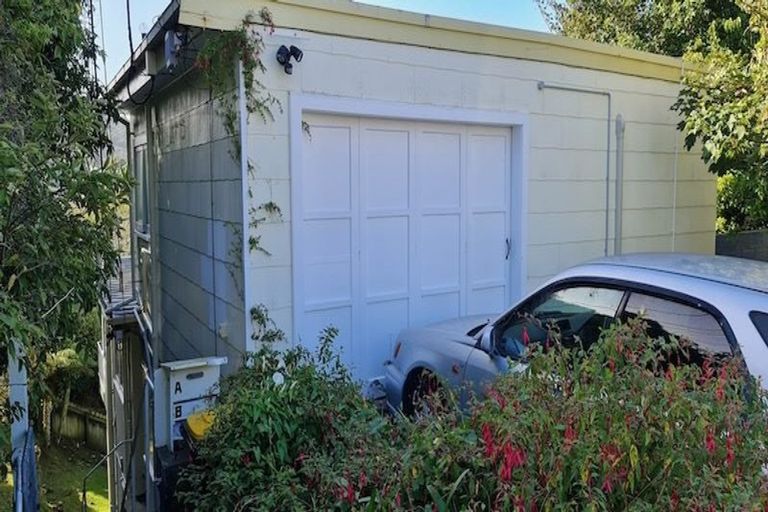 Photo of property in 20 Shirley Street, Karori, Wellington, 6012