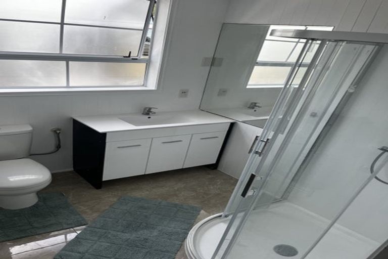 Photo of property in 91 Fairview Avenue, Fairview Heights, Auckland, 0632