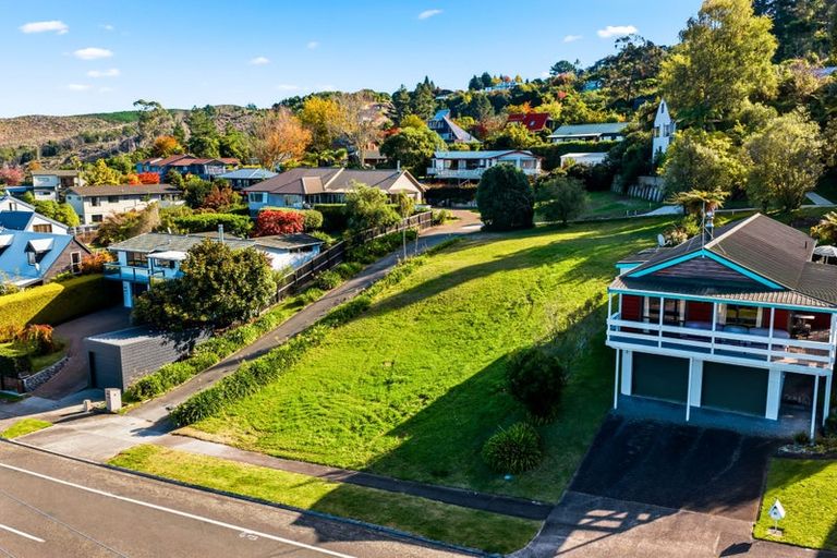 Photo of property in 100 Wakeman Road, Acacia Bay, Taupo, 3330
