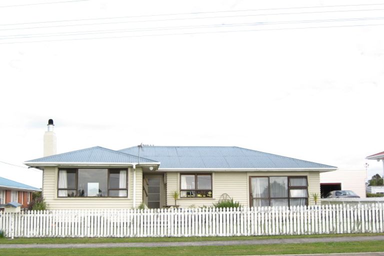 Photo of property in 121 Pembroke Road, Stratford, 4332