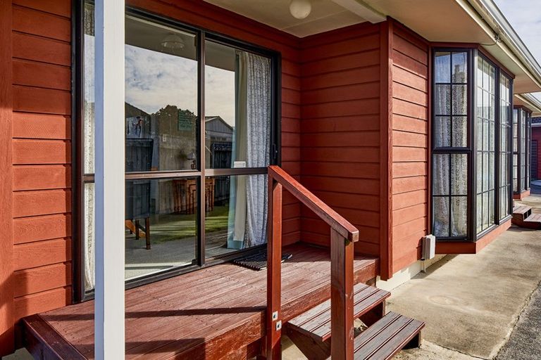 Photo of property in 5/8 Hewer Crescent, Naenae, Lower Hutt, 5011