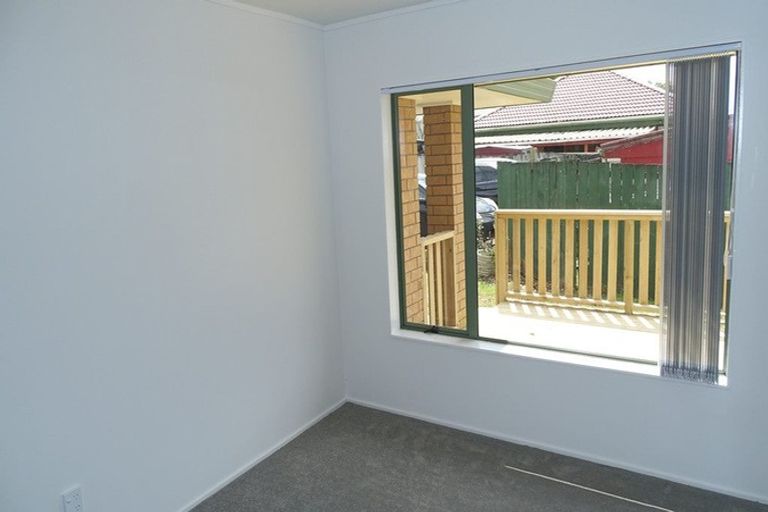 Photo of property in 100c Browns Road, Manurewa, Auckland, 2102