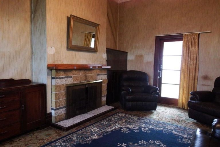 Photo of property in 107 Domett Street, Westport, 7825