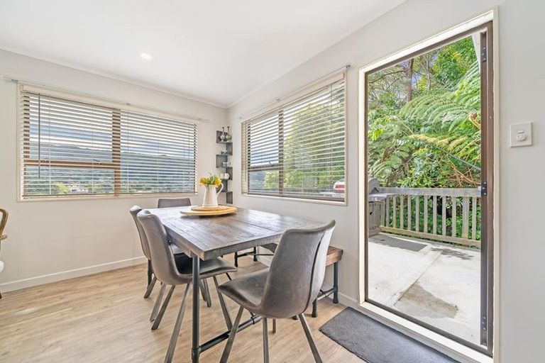 Photo of property in 19g Mahoe Street, Tawa, Wellington, 5028