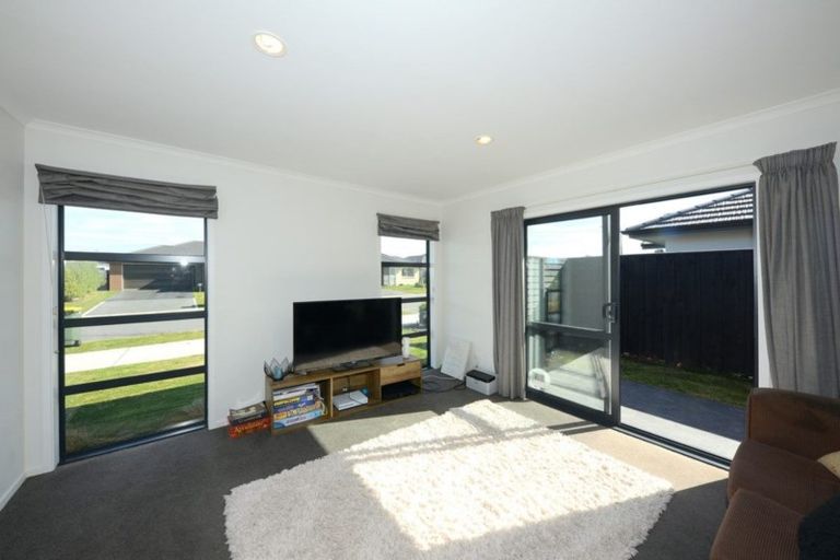 Photo of property in 19 Charlbury Drive, Rolleston, 7615