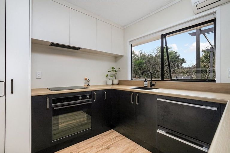 Photo of property in 2/46a Claude Road, Manurewa, Auckland, 2102