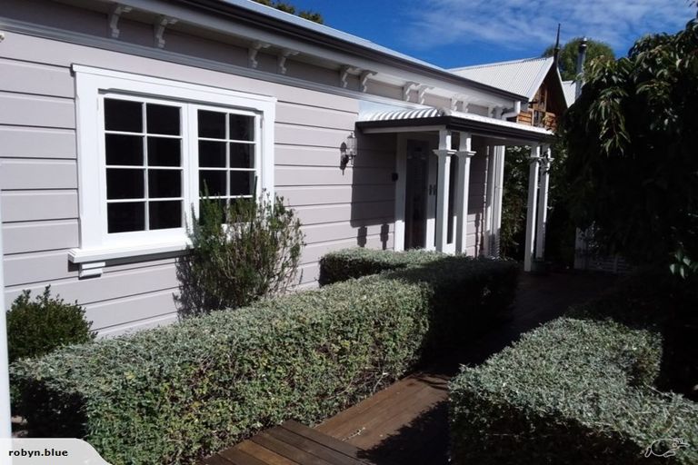 Photo of property in 30 Mcmaster Street, Greytown, 5712