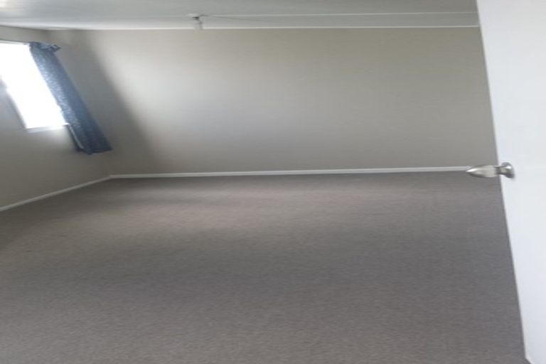 Photo of property in 803 Te Atatu Road, Te Atatu Peninsula, Auckland, 0610