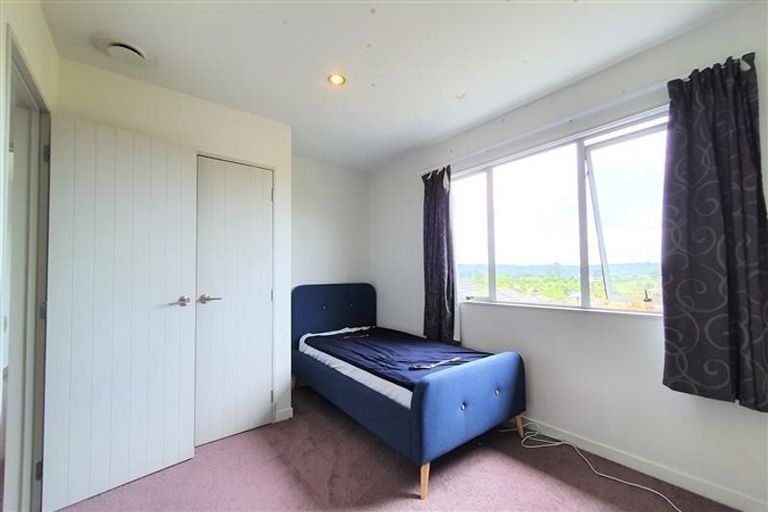 Photo of property in 64 Oakway Drive, Schnapper Rock, Auckland, 0632