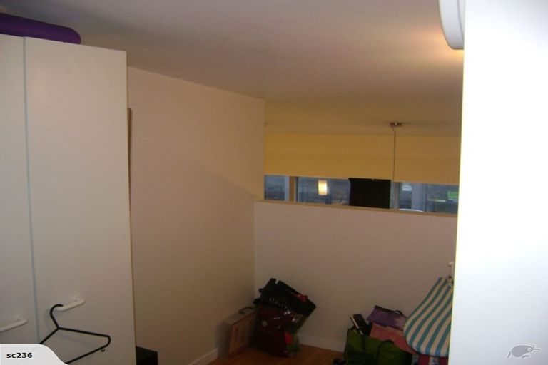 Photo of property in Las Olas De Cuba, 13/35 Torrens Terrace, Mount Cook, Wellington, 6011