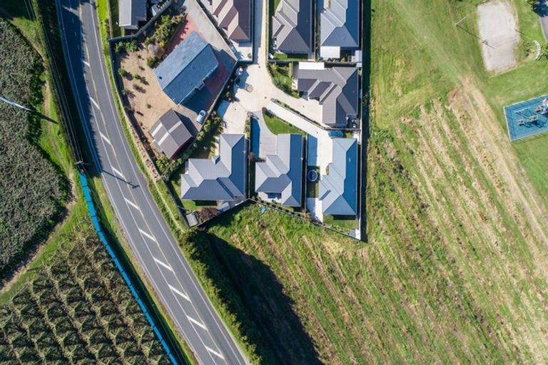 Photo of property in 8 Macloughlin Drive, Te Puke, 3119