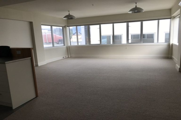 Photo of property in St Pauls Apartments, 111/43u Mulgrave Street, Thorndon, Wellington, 6011