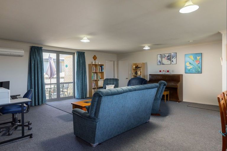 Photo of property in 12 Dunbeath Street, Blenheim, 7201