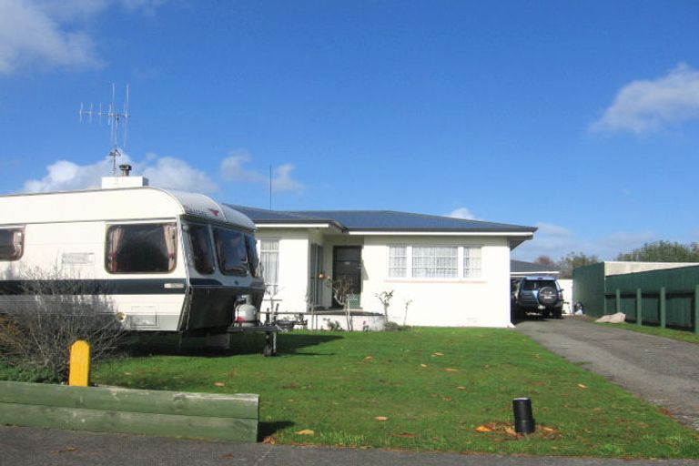 Photo of property in 19 Lancaster Street, Highbury, Palmerston North, 4412