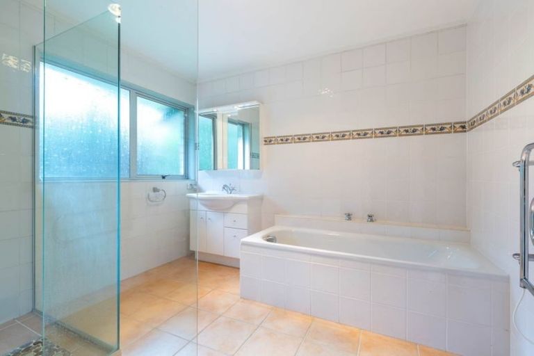 Photo of property in 631 Pinnacle Hill Road, Bombay, 2675