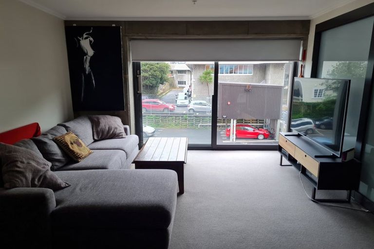 Photo of property in Frame Apartments, 203/111u Molesworth Street, Thorndon, Wellington, 6011