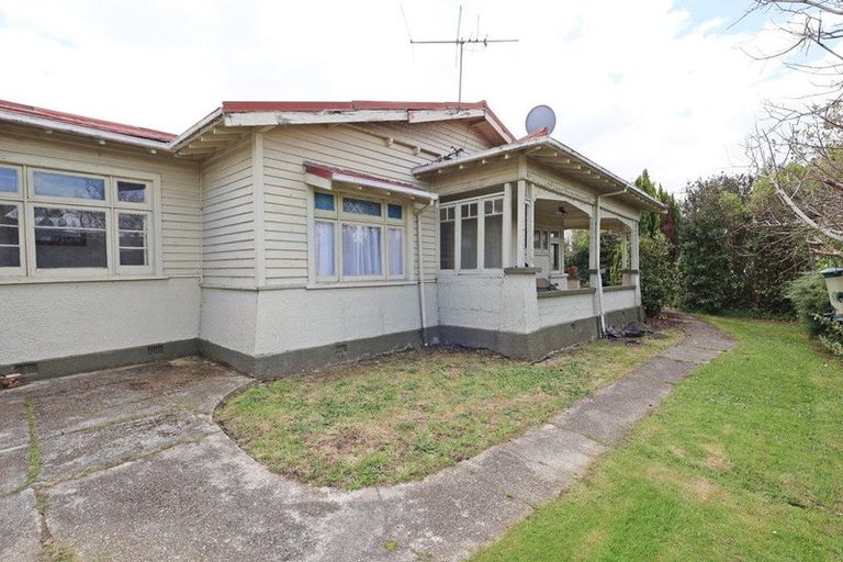 Photo of property in 23 Nichol Street, Heidelberg, Invercargill, 9812