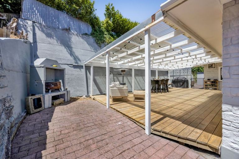 Photo of property in 10 Seymour Street, Waitara, 4320