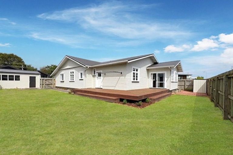 Photo of property in 61 Tiro Tiro Road, Levin, 5510