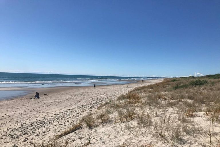Photo of property in 716a Papamoa Beach Road, Papamoa Beach, Papamoa, 3118