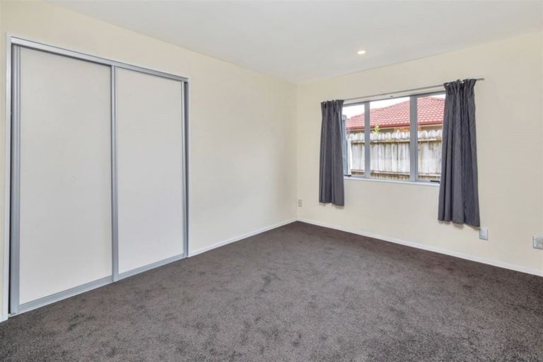 Photo of property in 9 Maadi Place, Papakura, 2110
