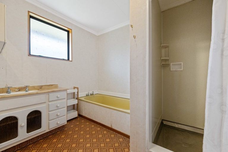 Photo of property in 70 Newcastle Street, Clyde, 9330