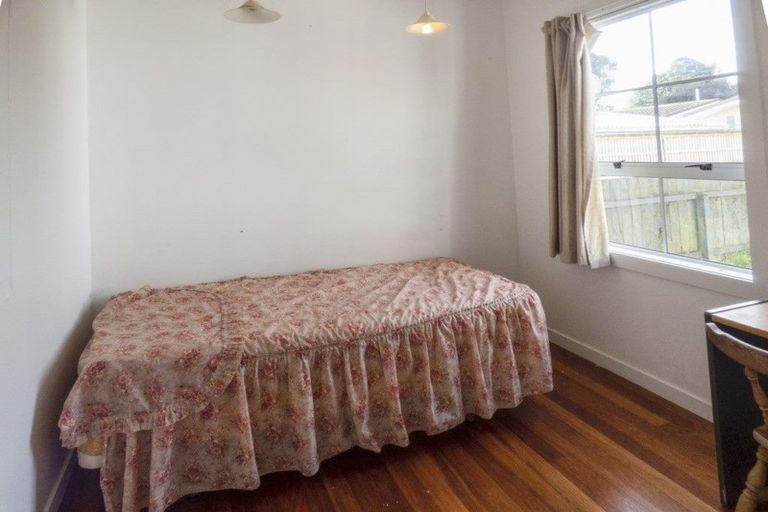 Photo of property in 200 Tukapa Street, Westown, New Plymouth, 4310