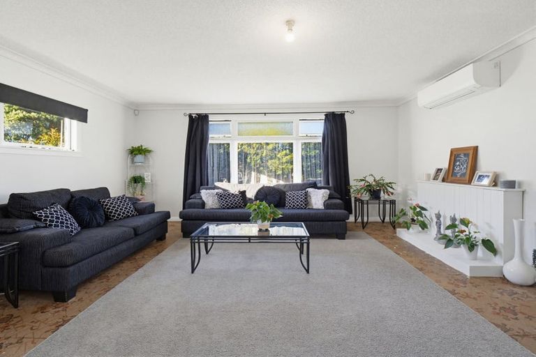 Photo of property in 32 Botanical Road, Takaro, Palmerston North, 4412