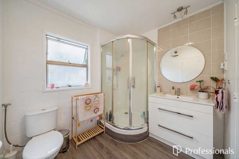 Photo of property in 3d Kopara Grove, Stokes Valley, Lower Hutt, 5019