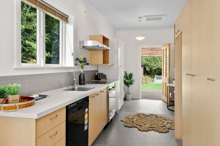 Photo of property in 350 Riverlaw Terrace, Saint Martins, Christchurch, 8022