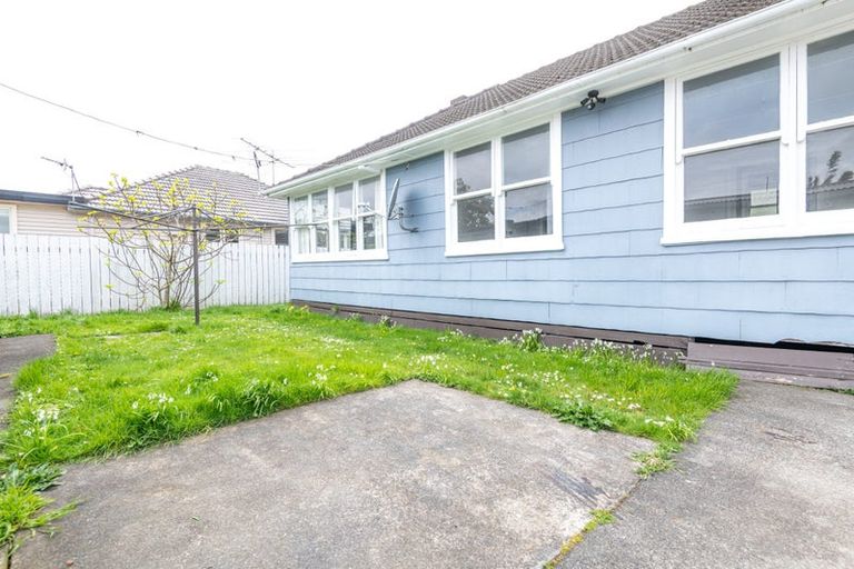 Photo of property in 313 Oxford Terrace, Avalon, Lower Hutt, 5011