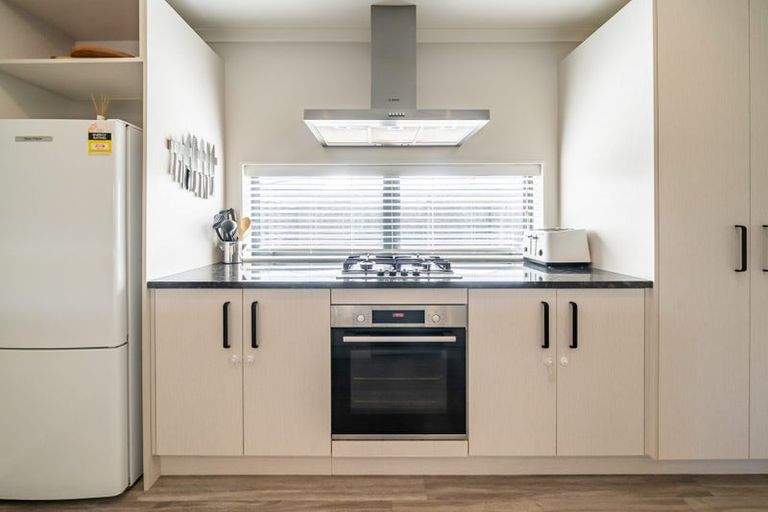 Photo of property in 48 Pateke Drive, Kenepuru, Porirua, 5022