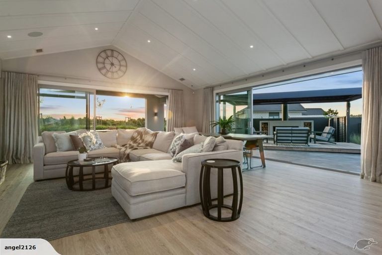 Photo of property in 7 Mike Smith Drive, Cambridge, 3434