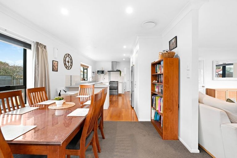 Photo of property in 27 Halcione Close, Flagstaff, Hamilton, 3210