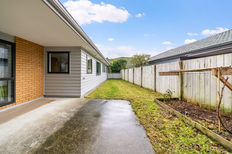 Photo of property in 75 Farmer Crescent, Taita, Lower Hutt, 5011