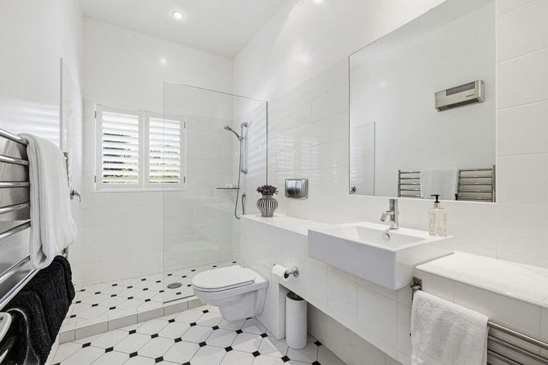 Photo of property in 375 Littles Road, Dalefield, Queenstown, 9371