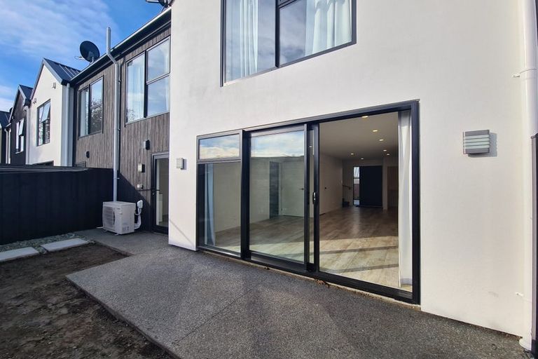 Photo of property in 31 Champion Street, Edgeware, Christchurch, 8013