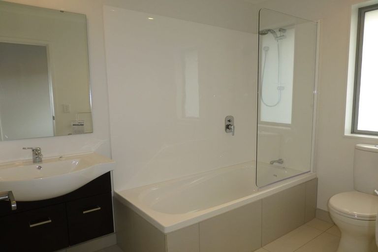 Photo of property in 25 Maylee Crescent, Gulf Harbour, Whangaparaoa, 0930