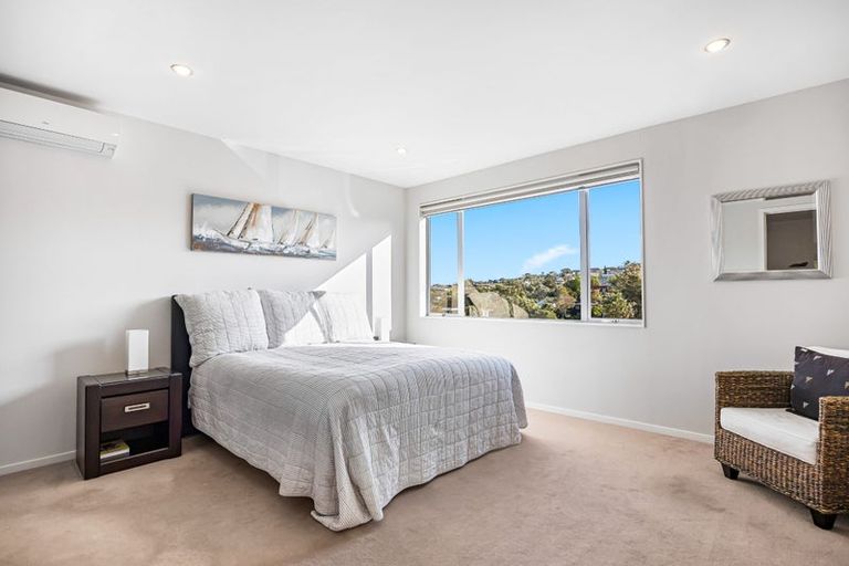 Photo of property in 127 Beach Road, Castor Bay, Auckland, 0620